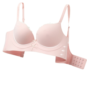 Varratlan melltartó kis mellemre, push-up hatás, 3/4 kosár, légáteresztő