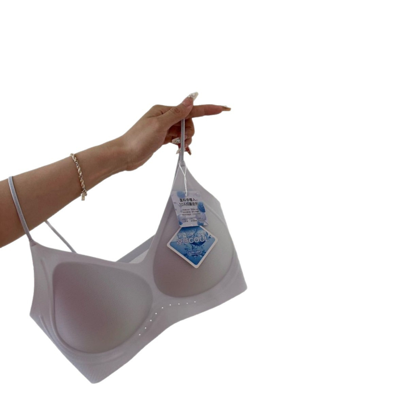 Donje rublje od ice-silk s finim svjetlucavim trakama, bezšivne stražnje, lagani ljetni top-bra