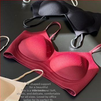 Bezšuvju vestes stilā krūšturis, 3/4 kauss, vidēji formēts kauss ar putu pildījumu, neilona audums ar spandex iekšpusi, elpojoša muguras atbalsta