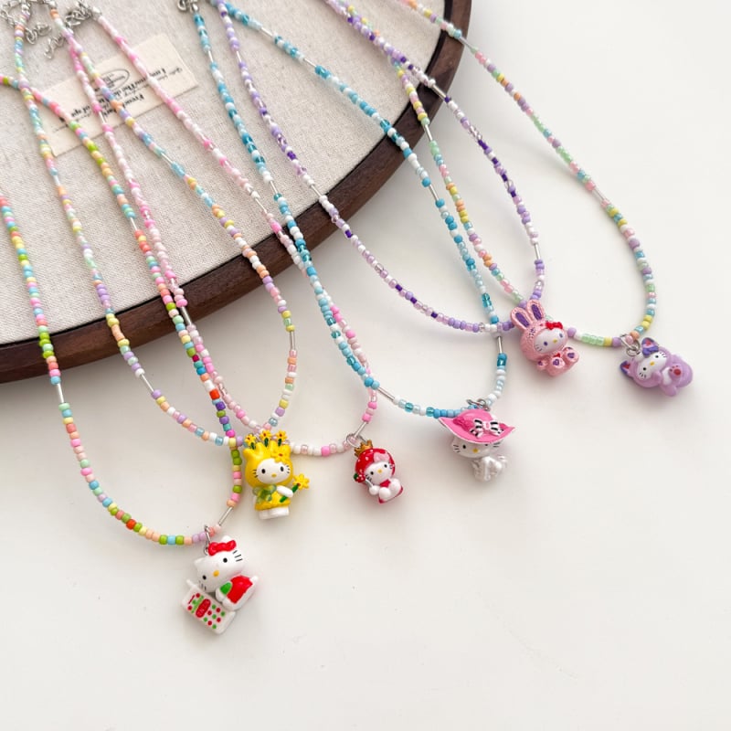 Детска огърлица KT котка, ръчна изработка, мъниста, пластмаса/смола, топчеста верига