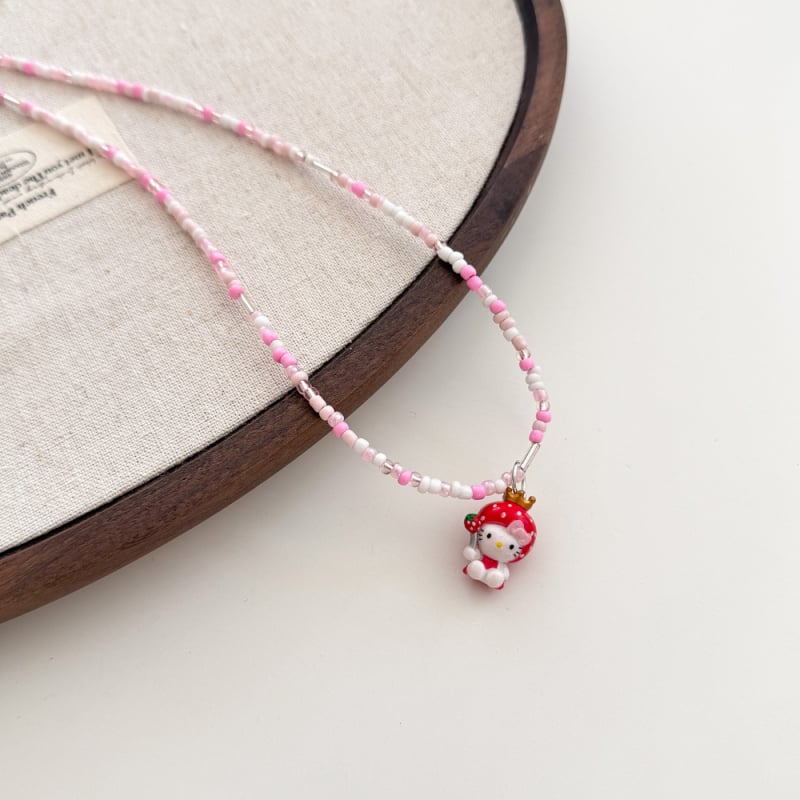 Детска огърлица KT котка, ръчна изработка, мъниста, пластмаса/смола, топчеста верига