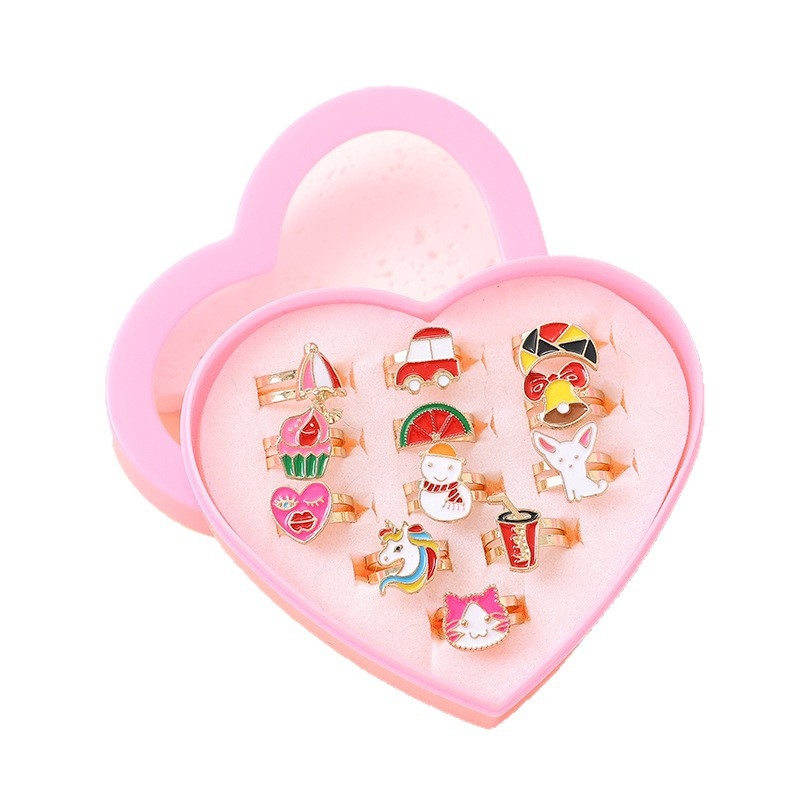 Vaikų lydinio žiedai, Korėjietiško stiliaus – formos: karikatūra, gėlė, karūna; elektroplatinimas; įterpti dirbtiniai akmenys lydinyje