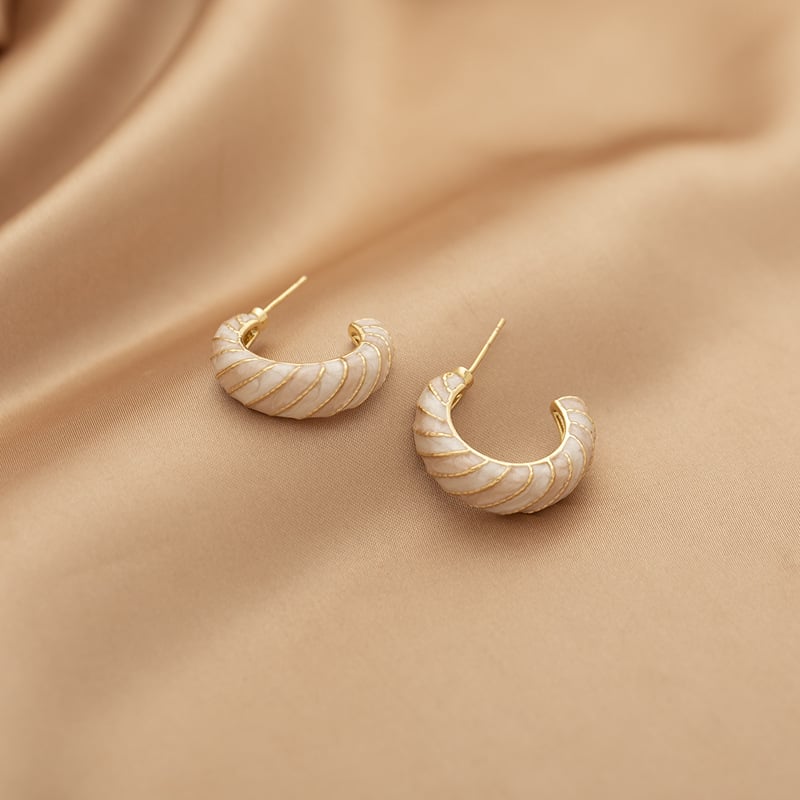 Geomeetrilised C-kujulised kõrvaklipsud, sulam, elektroplaaditud, naise kontoristiil, tootekood 2663