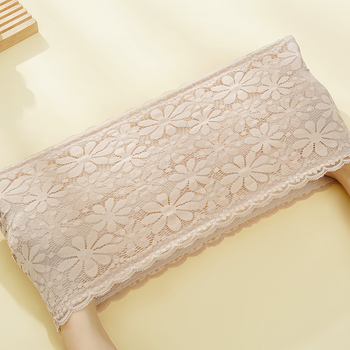 Mežģīņu bezramžu trubveida augšdaļa, elpojoša, nemanāma aizmugure, ultraplānas formētas krūšu formas, pilns krūšu uzbūves