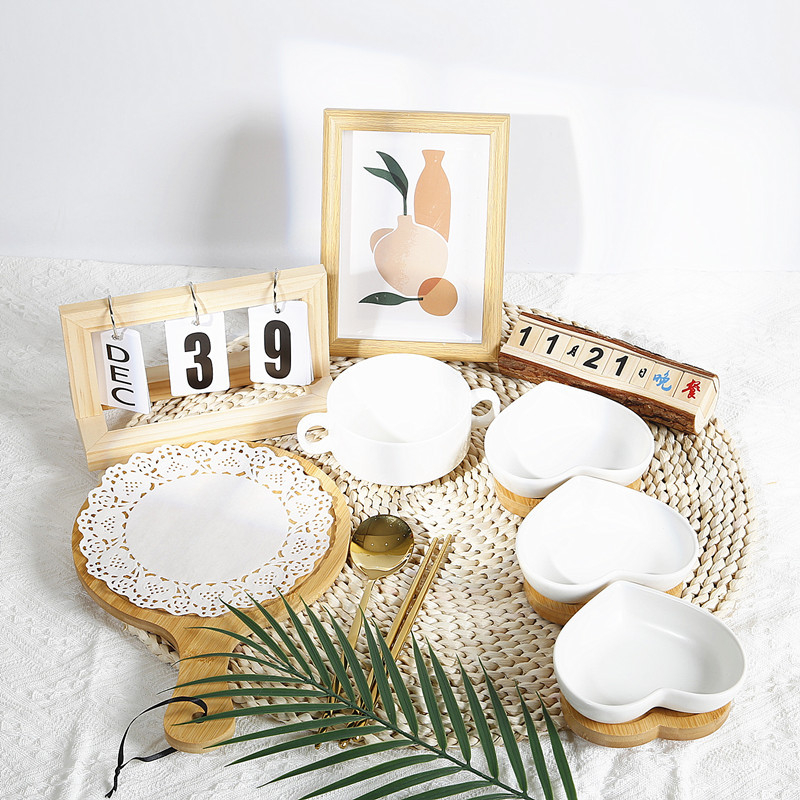 Foto rekvizītu komplekts bērnudārzam: fotšķīvji, fotobļodas, kalendārs, produkta kods Xx 810589188704, zīmols Other, modelis Other