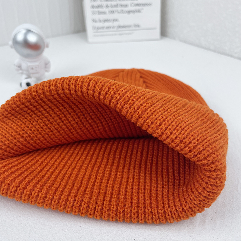 Dječja pletena kapa s izvezenim medvjedićem, unisex, zima, akrilno vlakno