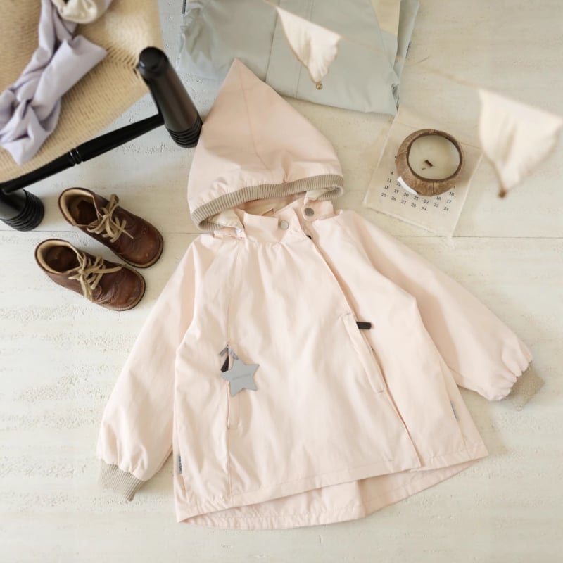 Bērnu jaka ar noņemamu kapuci, ar stāvošu apkakli, vēja un ūdensizturīgs audums, plāns audums, 100% poliesters, vienkrāsains, vecums 1–3 gadi, pavasaris