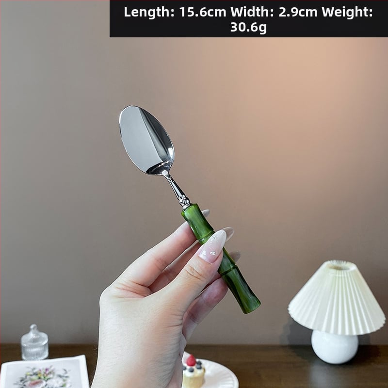 Σετ μαχαιροπίρουνων με ακρυλική λαβή από ανοξείδωτο χάλυβα 304, με μπαμπού σύνδεσμο, φινίρισμα καθρέφτη