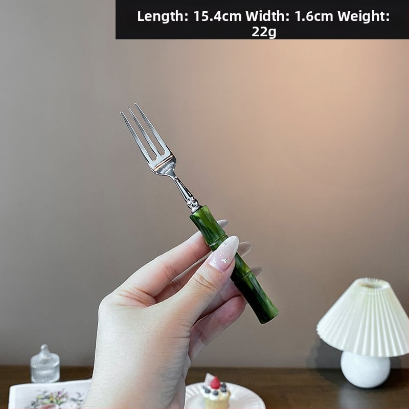 Σετ μαχαιροπίρουνων με ακρυλική λαβή από ανοξείδωτο χάλυβα 304, με μπαμπού σύνδεσμο, φινίρισμα καθρέφτη