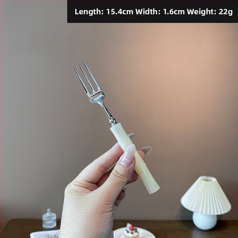 Σετ μαχαιροπίρουνων με ακρυλική λαβή από ανοξείδωτο χάλυβα 304, με μπαμπού σύνδεσμο, φινίρισμα καθρέφτη