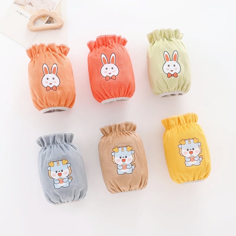 Bērnu ūdensnoturīgas piedurknes ar karikatūras druku, Corduroy materiāls, vecums 1–3 gadi, sezonas ziema, pavasaris, rudens.