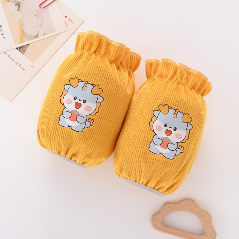 Bērnu ūdensnoturīgas piedurknes ar karikatūras druku, Corduroy materiāls, vecums 1–3 gadi, sezonas ziema, pavasaris, rudens.