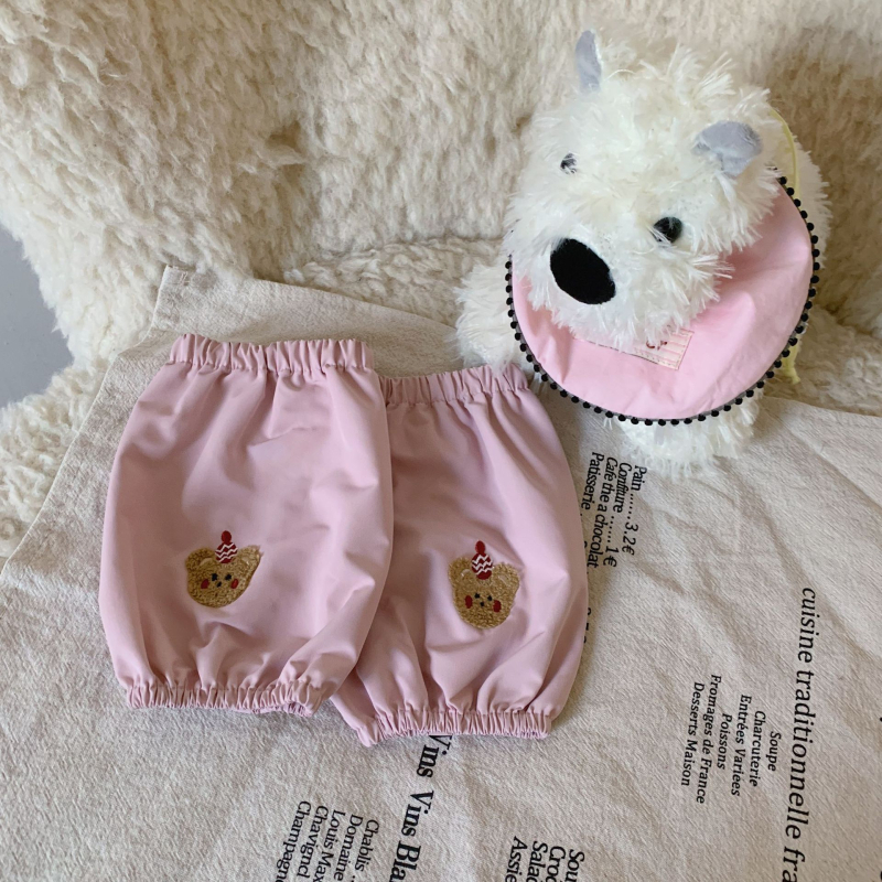 Bērnu piedurknēm aizsargājošs uzklājs, ziemas sezona, karikatūru raksts, audums (pret netīrumiem; vecums 1–3 gadi)