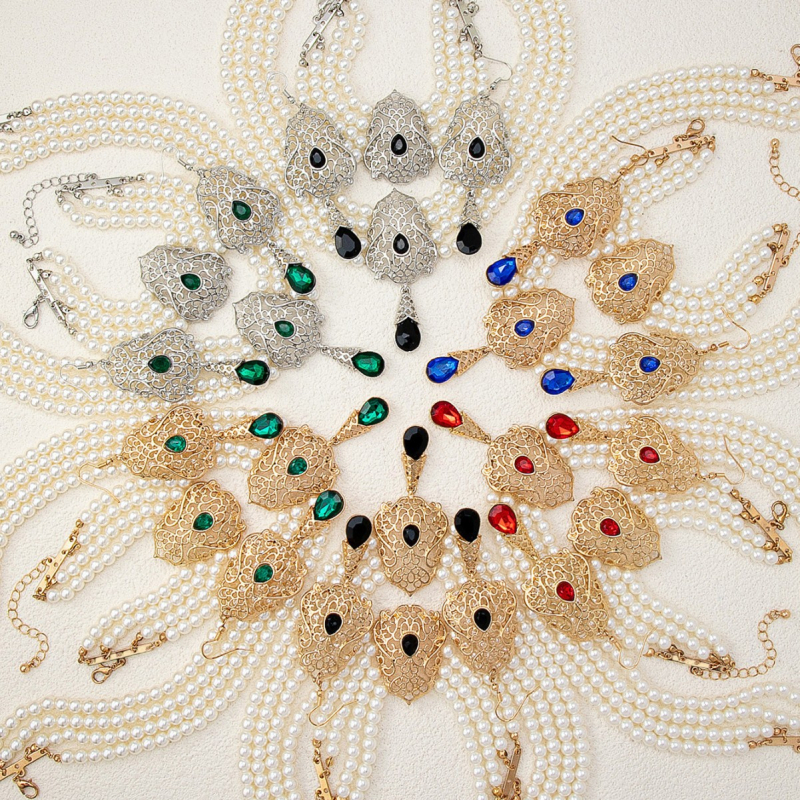 Set de bijuterii: colier cu perle artificiale și pietre prețioase, cercei și brățară, șir de perle, pandant din aliaj zinc, placare electrolitică, stil palat