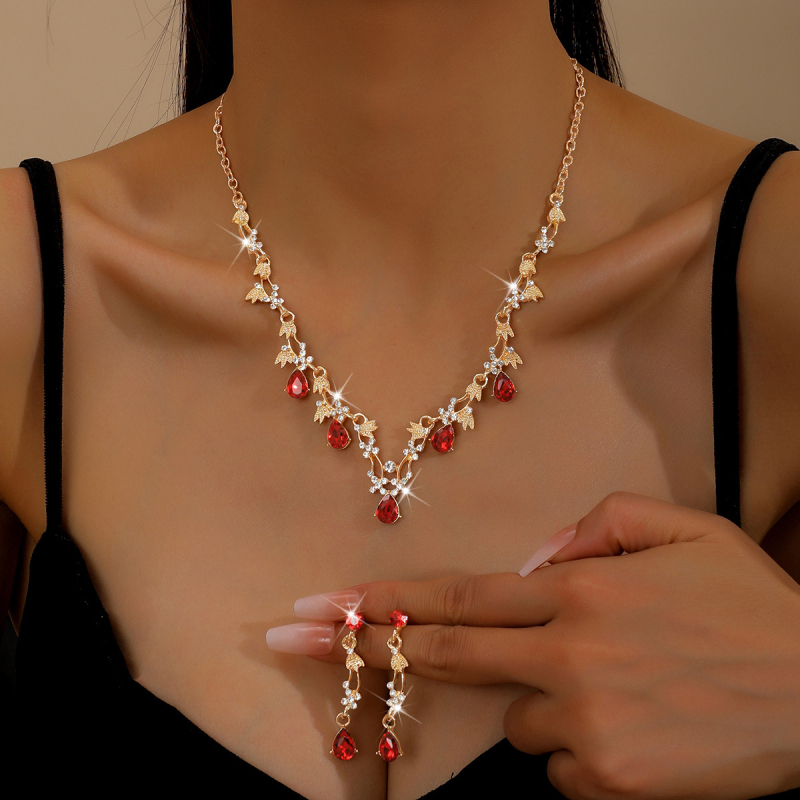 Set de mireasă: colier și cercei din aliaj, electroplating, pandante în forme de inimă, lacrimă și clopot