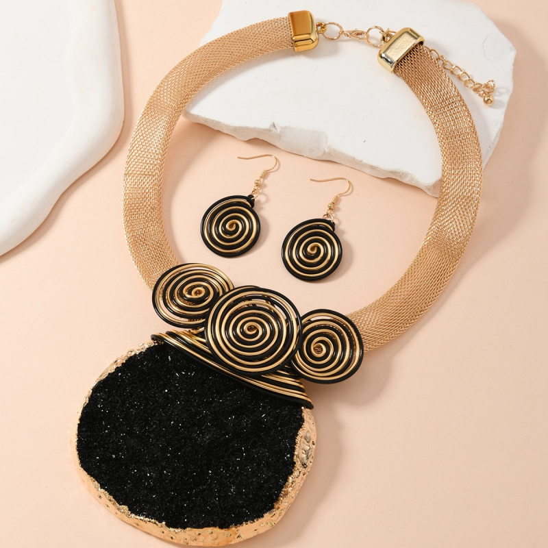 Geometrijski set ogrlice i naušnica od prirodnog kamena, privjesak kristal, običan lanac, 120 g, Jesen 2024