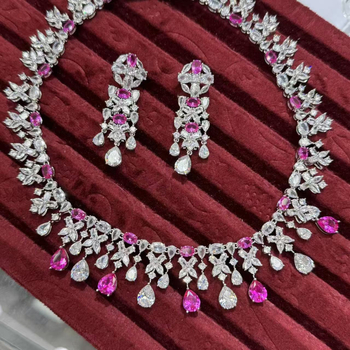 Bakreni set naušnica i ogrlica s elektroplatiranjem, produženi lančić, lagani luksuzni stil