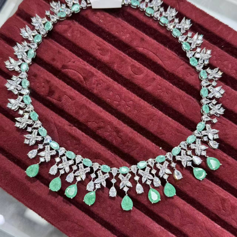 Bakreni set naušnica i ogrlica s elektroplatiranjem, produženi lančić, lagani luksuzni stil