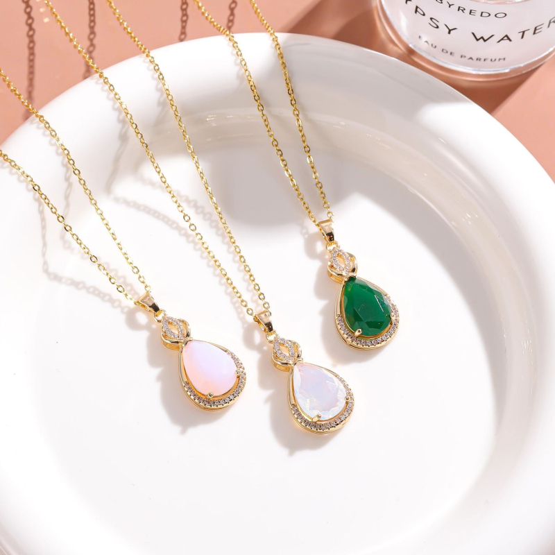 Colier geometric din oțel titan cu pandantiv din cristale pe lanț clavicular, placare electroplată, bijuterii feminine stil lux