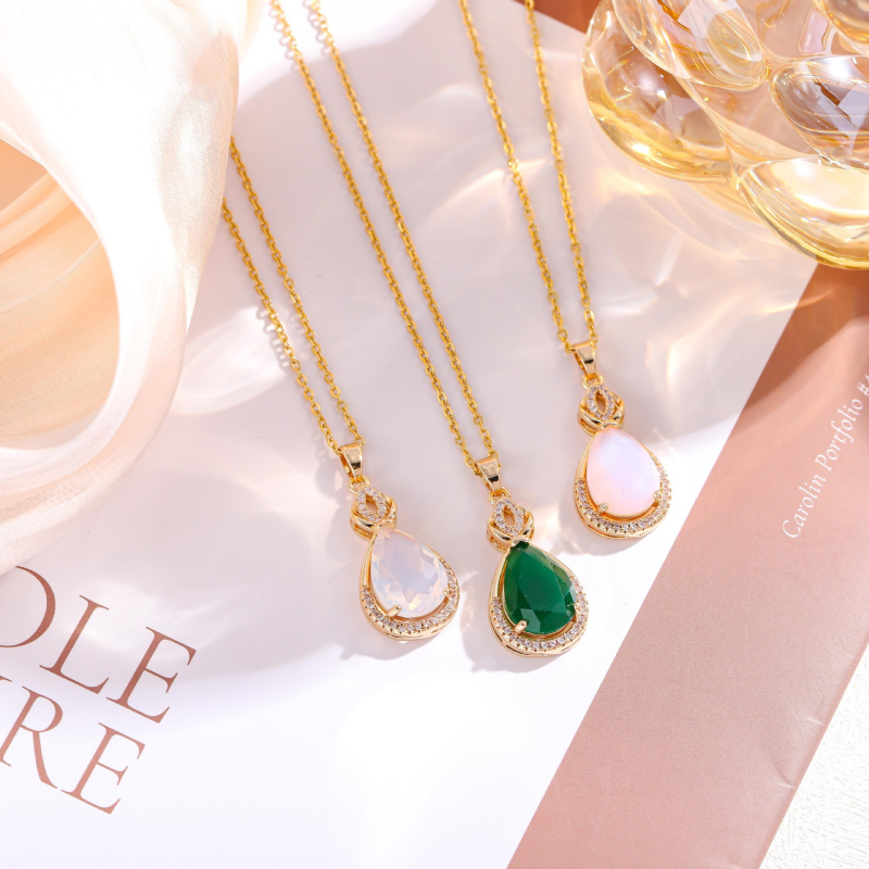 Colier geometric din oțel titan cu pandantiv din cristale pe lanț clavicular, placare electroplată, bijuterii feminine stil lux