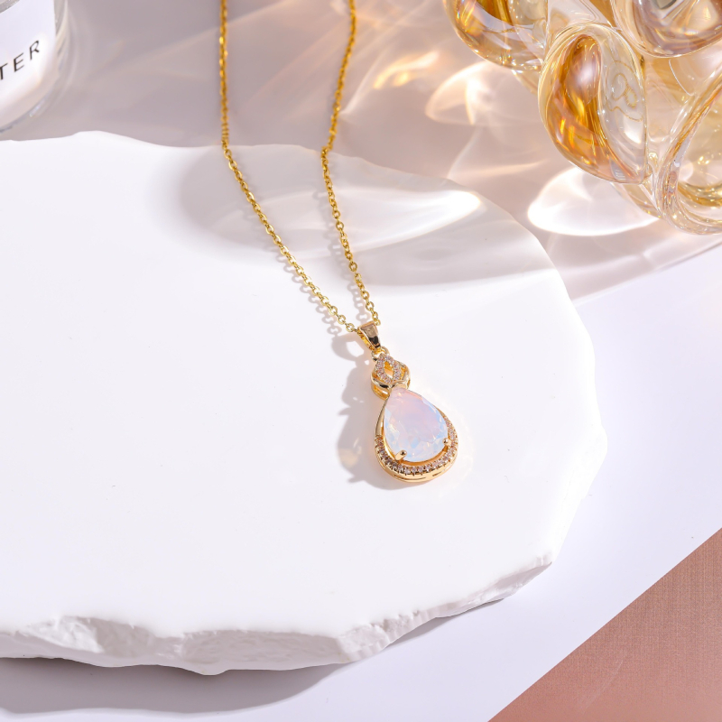 Colier geometric din oțel titan cu pandantiv din cristale pe lanț clavicular, placare electroplată, bijuterii feminine stil lux