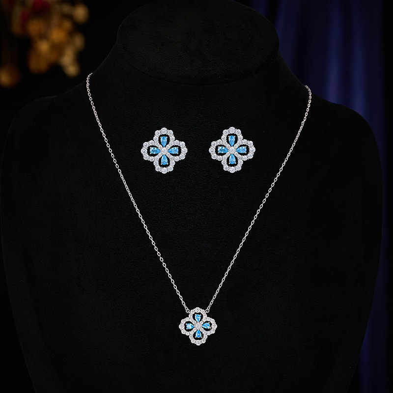 Set din cupru: colier și cercei cu motiv trifoi, lanț clavicular, stil lux