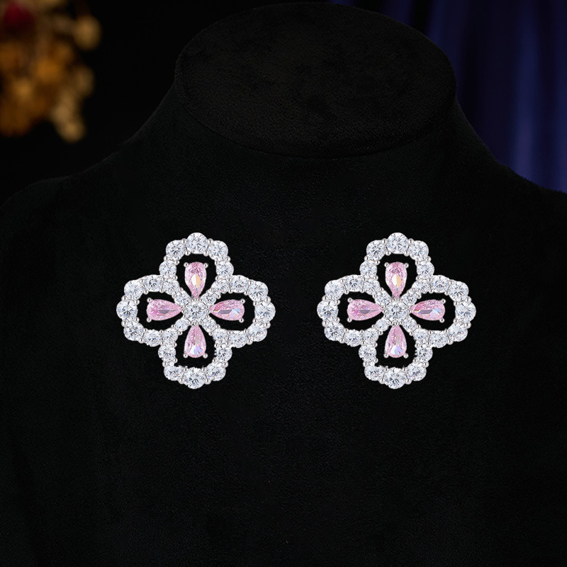 Set din cupru: colier și cercei cu motiv trifoi, lanț clavicular, stil lux