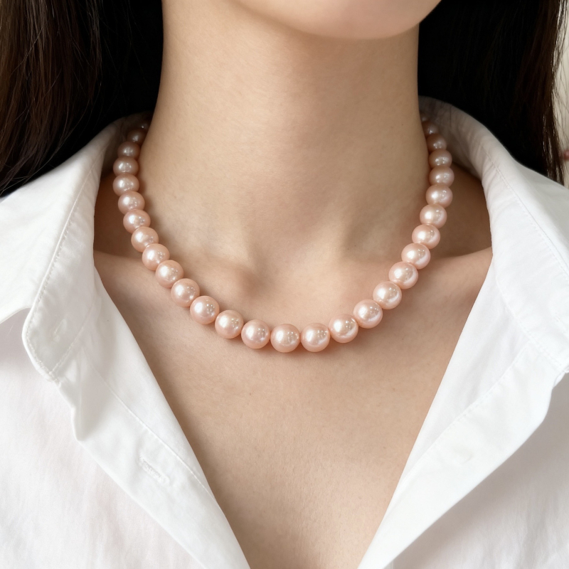 Κολιέ από μαργαριράρια γλυκού νερού, στρογγυλό σχήμα, ασημένιο 925, κυκλοφορία καλοκαίρι 2025