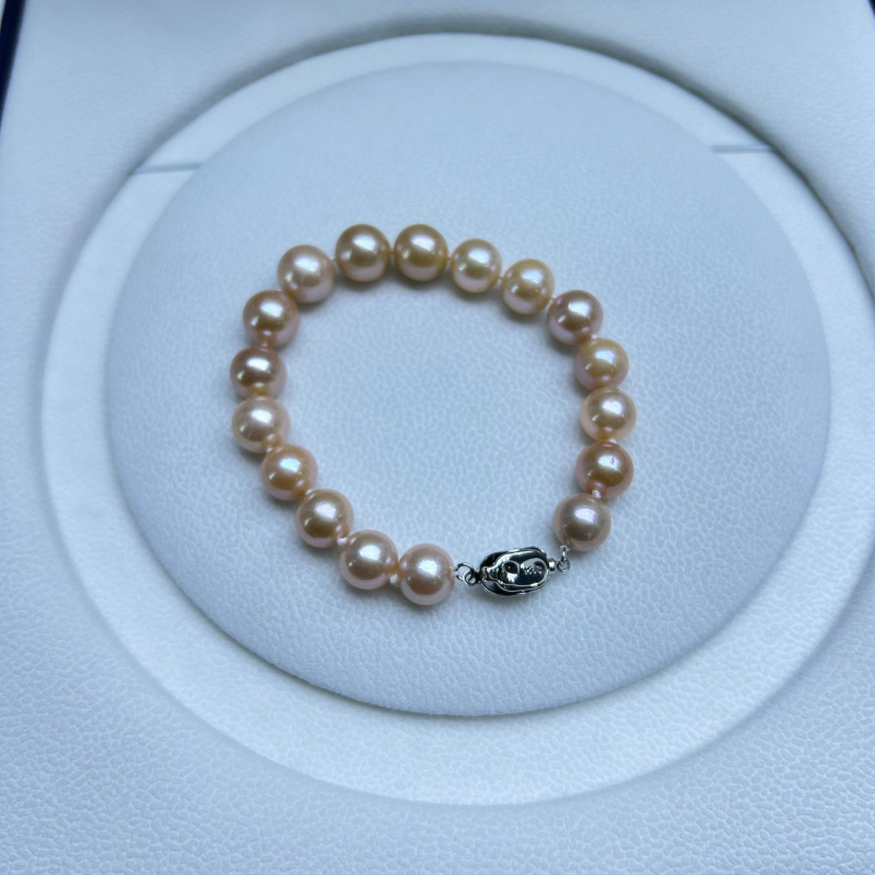 Κολιέ από μαργαριράρια γλυκού νερού, στρογγυλό σχήμα, ασημένιο 925, κυκλοφορία καλοκαίρι 2025