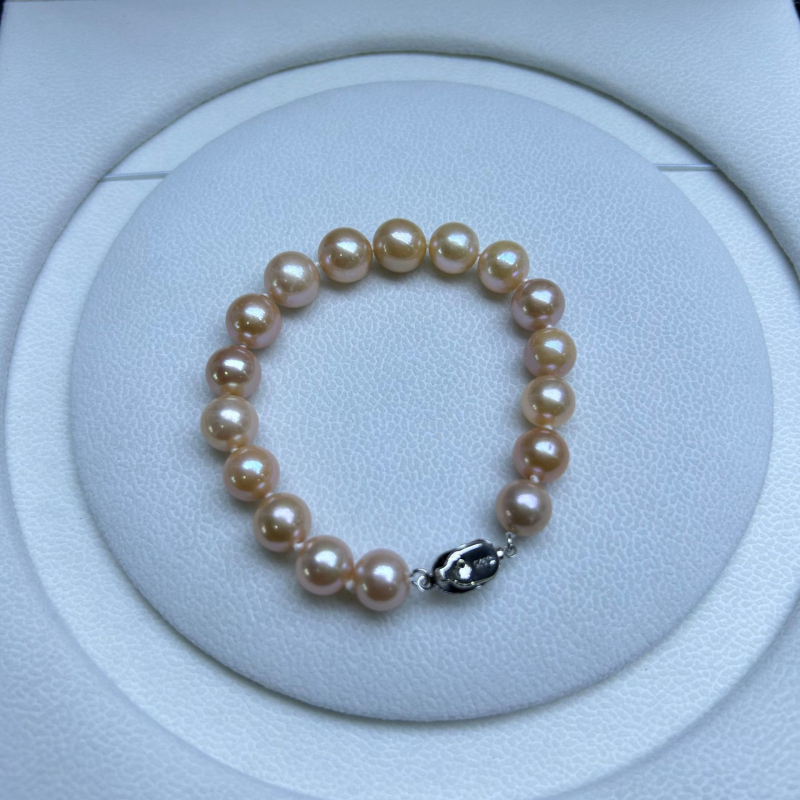 Κολιέ από μαργαριράρια γλυκού νερού, στρογγυλό σχήμα, ασημένιο 925, κυκλοφορία καλοκαίρι 2025