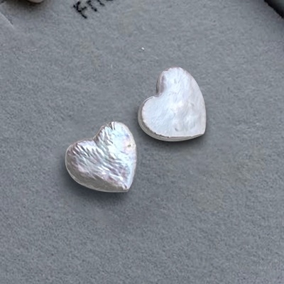 925 hõbedast kõrvarõngad looduslike mageveepärlitega, motiivid: täht, neljalehe klaver, ploomiõied, barokk helmikesed, käsitöö