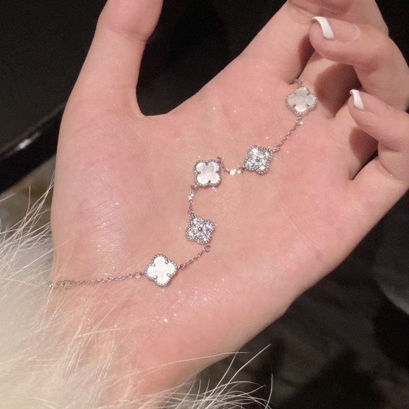 Brățară cu design dublu față, trifoi cu patru foi și zirconiu, din cupru, placare electroplatină, stil feminin lux