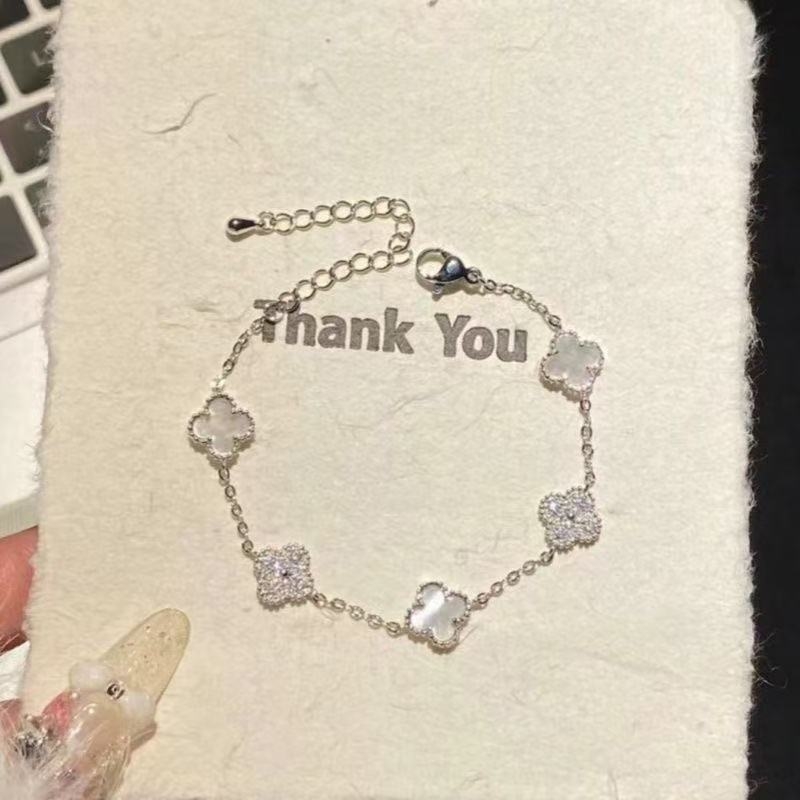 Brățară cu design dublu față, trifoi cu patru foi și zirconiu, din cupru, placare electroplatină, stil feminin lux