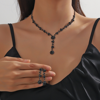 Vjenčani set nakita: ogrlica i naušnice s kristalima, korejski stil, bijeli kristali; Materijal: Kristal; Vrsta kristala: Bijeli Kristal; Privjesak: Rhinestone; Lanac: Figurativan oblik; Uzorak: Geometrijski