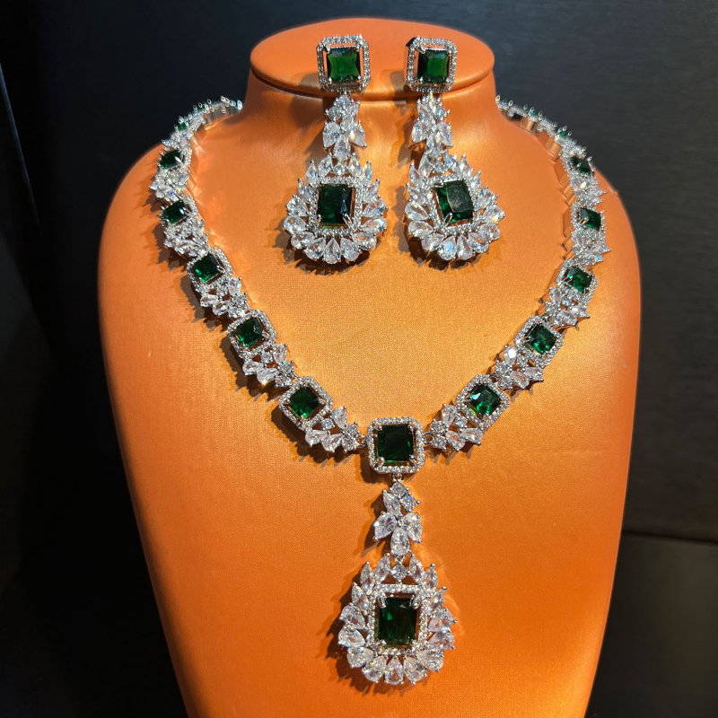 Ékszerszett - Réz; Elektroplakálás; Ruházat + Fülbevalók; Vintage Stílus; Őszi 2025 Kiadás