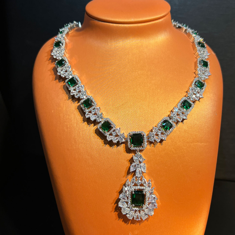 Ékszerszett - Réz; Elektroplakálás; Ruházat + Fülbevalók; Vintage Stílus; Őszi 2025 Kiadás