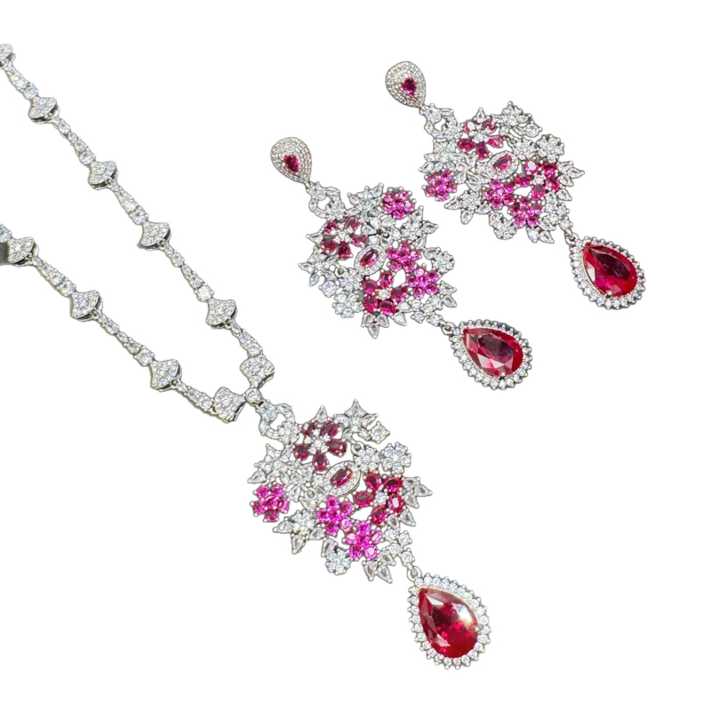 Set naušnica i ogrlice: bakrena podloga, površinska obrada, Zircon privjesak, svijetao luksuzan stil, svestrani dizajn