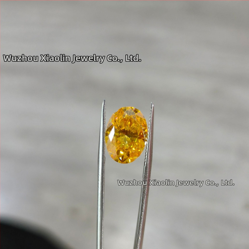 Moissanīts brīvs akmens, gluda virsma, ovāls formā, tīrība VVS, laboratoriski audzēts