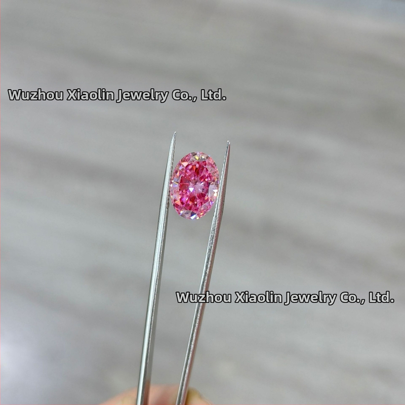 Moissanīts brīvs akmens, gluda virsma, ovāls formā, tīrība VVS, laboratoriski audzēts