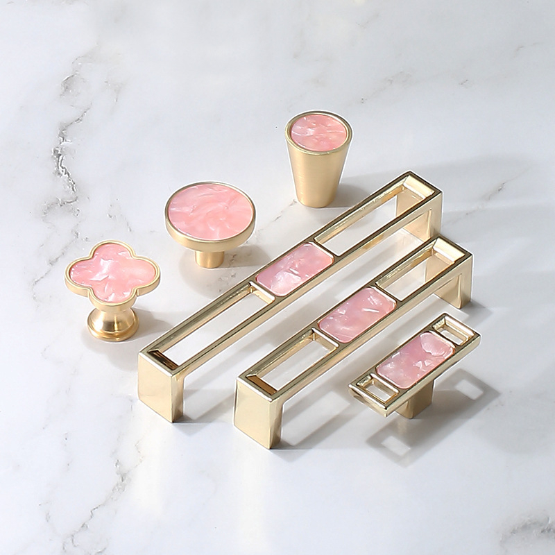 Skapja un garderobes durvju rokturis - Four-leaf Clover modelis, cinka sakausējums, elektroplatēšana, viegls luksusa stils