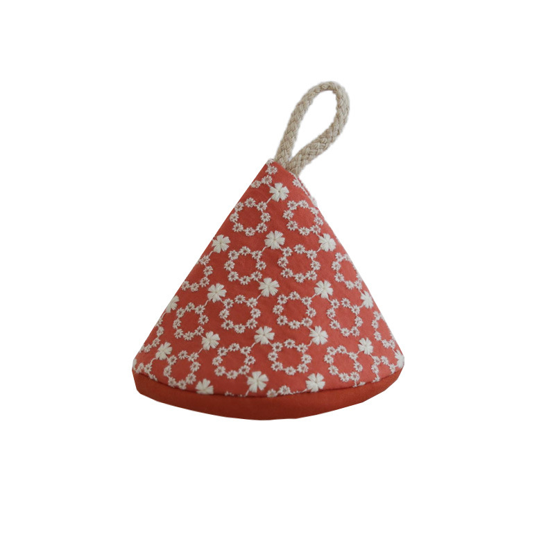 Termoizolēts virtuves komplekts: trīsstūra katla vāciņš, auduma cimdi un katla rokturis (aizsardzība pret apdegumiem)