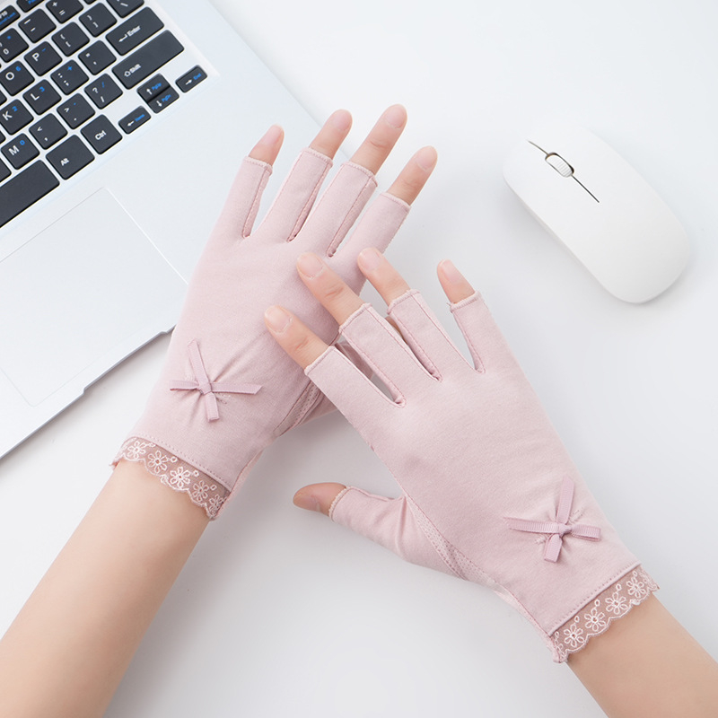 Női félujjú nyári kesztyűk – légáteresztő pamut, UV védelem, csúszásmentes (Félujjú dizájn; Légáteresztő pamut; UV védelem; Csúszásmentes)