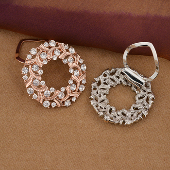 Scarecrow apģērba aksesuārs — olīvu zari, trīsstūrveida forma no sakausējuma ar rhinestones, elektro pārklājums, daudzfunkcionāla sprādze palto un šallei