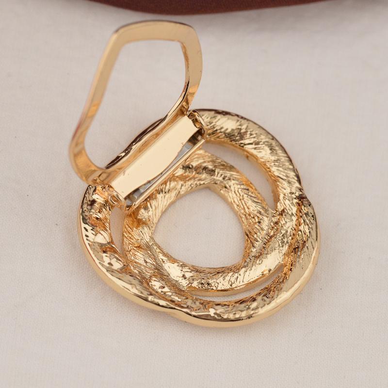 Scarecrow apģērba aksesuārs — olīvu zari, trīsstūrveida forma no sakausējuma ar rhinestones, elektro pārklājums, daudzfunkcionāla sprādze palto un šallei