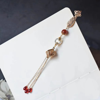 Vintažas sieviešu brošs ar kapla formas pērlēm, imitācijas pērlītes, bez ieliktēm