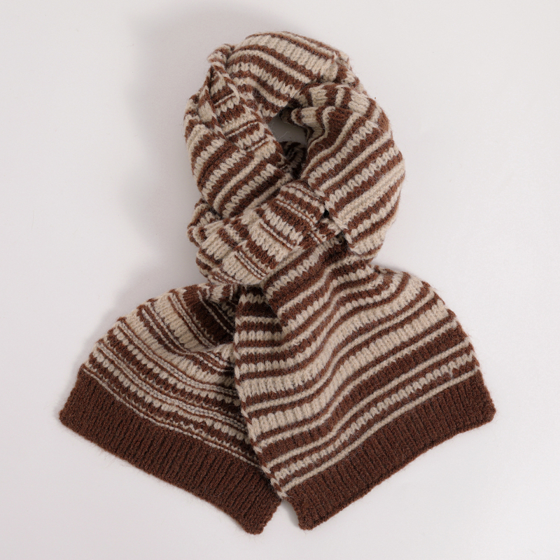 Πλεκτός καρό κασκόλ για κορίτσια — λαιμό-θερμαντήρας για τον χειμώνα, σχέδιο φθινόπωρο-χειμώνα 2025, ζεστό και προστατευτικό
