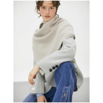 Șal asimetric tricotat, fibră de poliester, toamnă-iarnă, lansare toamna 2025