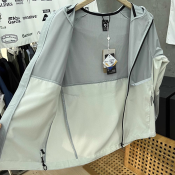 Kapucnis kültéri széldzseki UPF50+ UV-védelem, gyorsan szárad, lélegző, könnyű poliészter