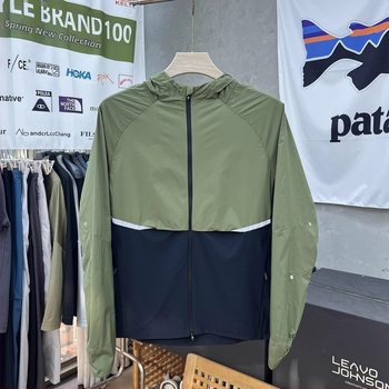 Kapucnis kültéri széldzseki UPF50+ UV-védelem, gyorsan szárad, lélegző, könnyű poliészter