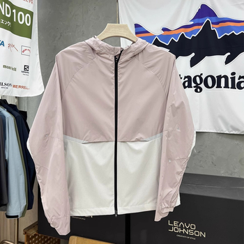 Kapucnis kültéri széldzseki UPF50+ UV-védelem, gyorsan szárad, lélegző, könnyű poliészter